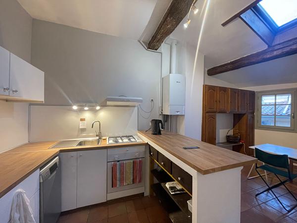 A LOEUR - APPARTEMENT - TYPE 2/3 - 65 M² - CENTRE VILLE HISTORIQUE