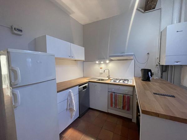 A LOEUR - APPARTEMENT - TYPE 2/3 - 65 M² - CENTRE VILLE HISTORIQUE