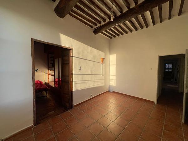 A LOEUR - APPARTEMENT - TYPE 2/3 - 65 M² - CENTRE VILLE HISTORIQUE