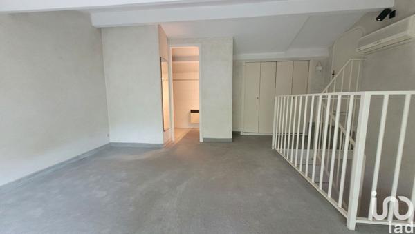 Maison 5 pièces de 160 m² à Carpentras (84200)