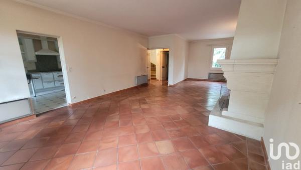 Maison 5 pièces de 160 m² à Carpentras (84200)