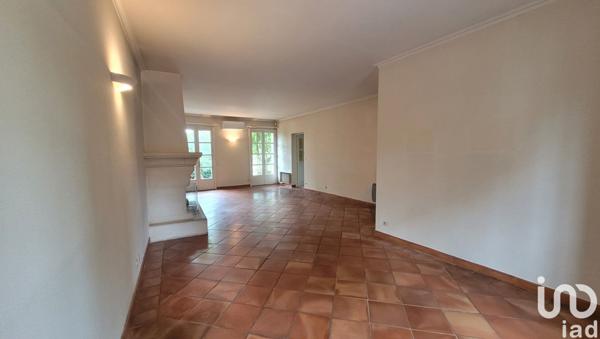 Maison 5 pièces de 160 m² à Carpentras (84200)