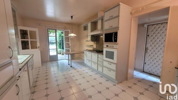 Maison 5 pièces de 160 m² à Carpentras (84200)