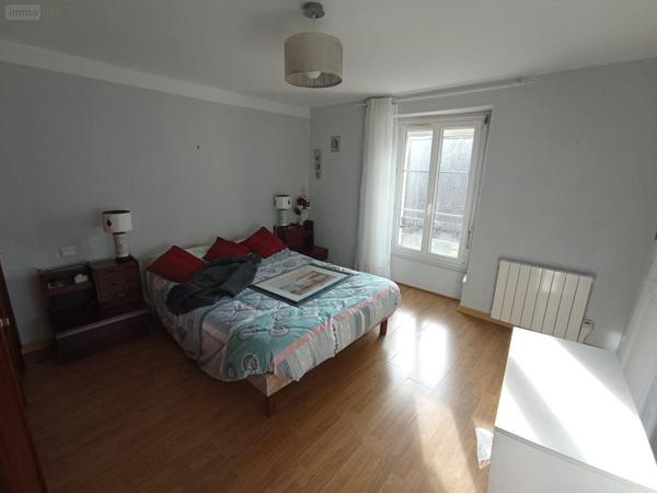 Maison à vendre à Pont-d'Ouilly dans le Calvados (14690), ref : 14085-3634