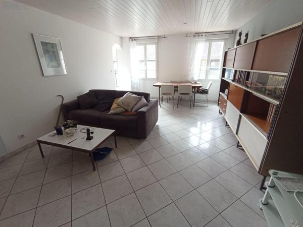 Maison à vendre à Pont-d'Ouilly dans le Calvados (14690), ref : 14085-3634