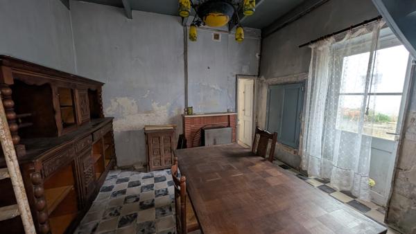 Maison  4 pièce(s)  3 chambre(s)  330 m²