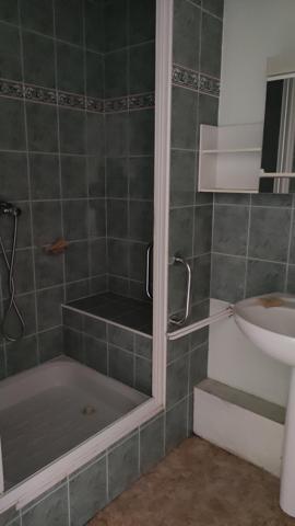 Maison  4 pièce(s)  3 chambre(s)  330 m²