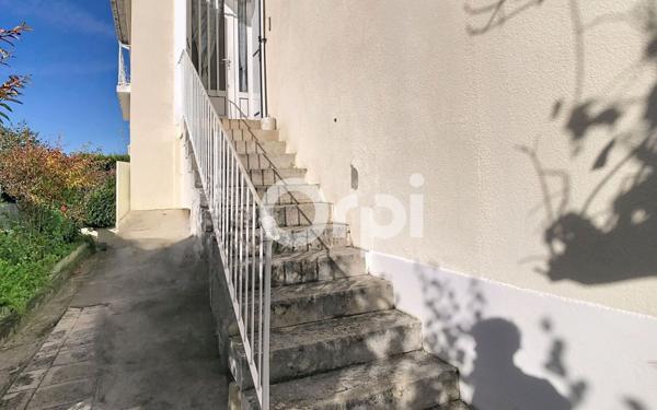 Maison à vendre    5 pièces •  Boulazac