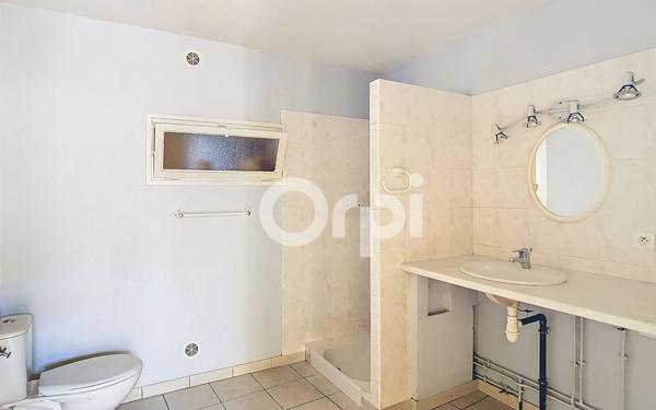 Maison à vendre    5 pièces •  Boulazac