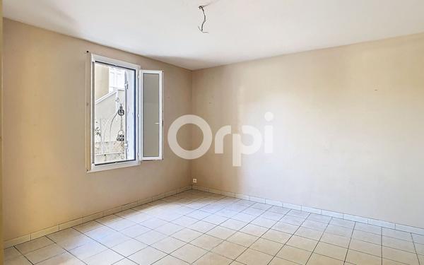 Maison à vendre    5 pièces •  Boulazac