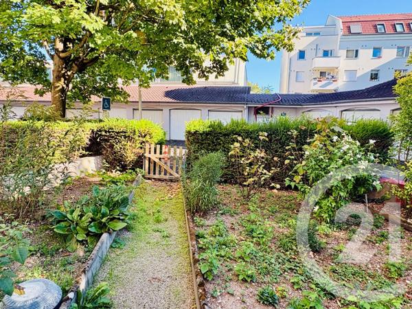 Appartement 3 à vendre  3 pièces - 68,44 m 2   STRASBOURG  - 67