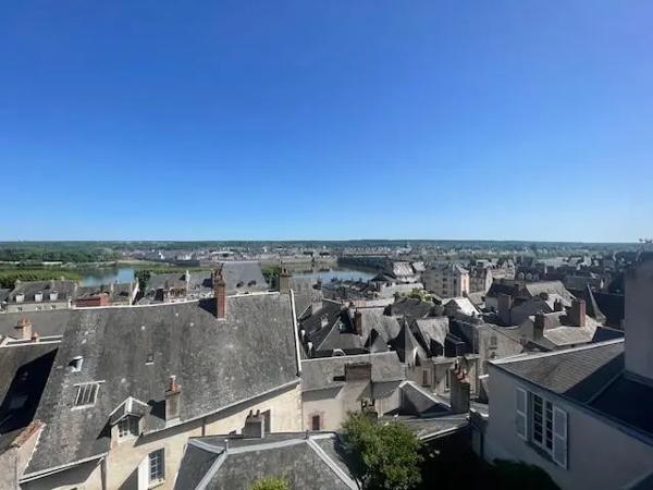 Appartement à vendre 4 pièces 94m² Villerbon (41000)