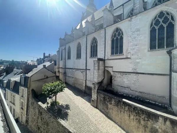 Appartement à vendre 4 pièces 94m² Villerbon (41000)