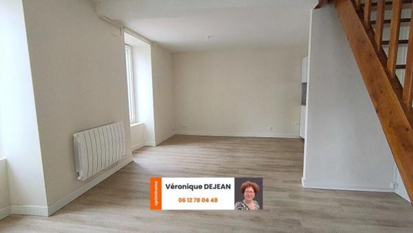 Maison à vendre 3 pièces/2 chambres - cuvage+cave - Cour - LA ROCHE BLANCHE (63670)