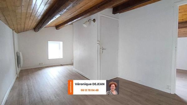 Maison à vendre 3 pièces/2 chambres - cuvage+cave - Cour - LA ROCHE BLANCHE (63670)