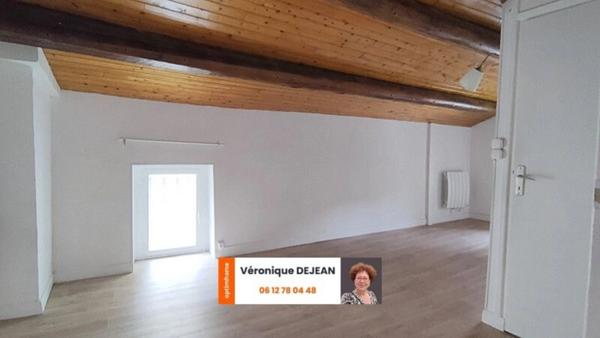 Maison à vendre 3 pièces/2 chambres - cuvage+cave - Cour - LA ROCHE BLANCHE (63670)