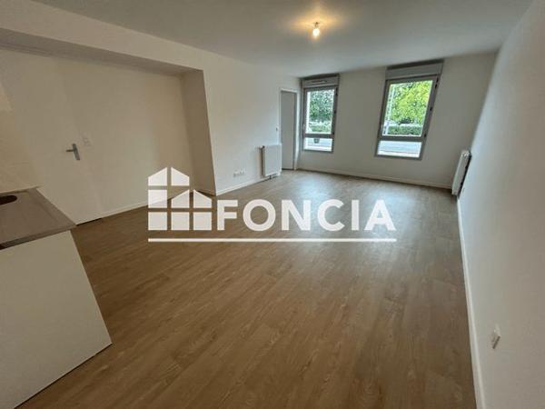 Location Appartement 2 pièces 46.7 m² - Rue louis blériot, Allée des Bruyères Meaux 77100