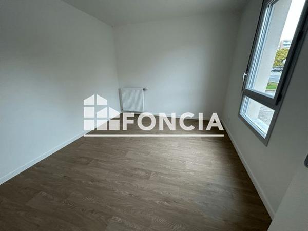 Location Appartement 2 pièces 46.7 m² - Rue louis blériot, Allée des Bruyères Meaux 77100