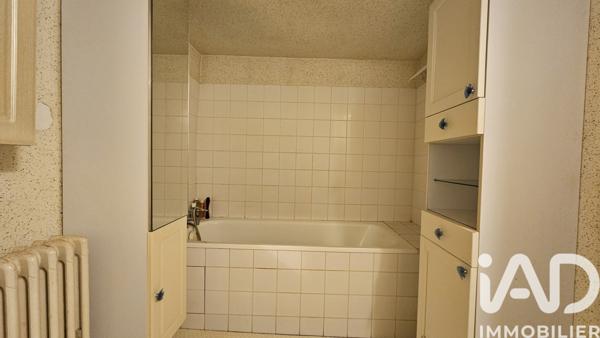 Immeuble à vendre 265 m² Vic-sur-Cère