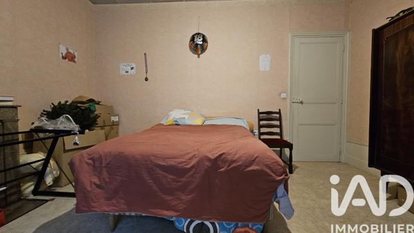 Immeuble à vendre 265 m² Vic-sur-Cère