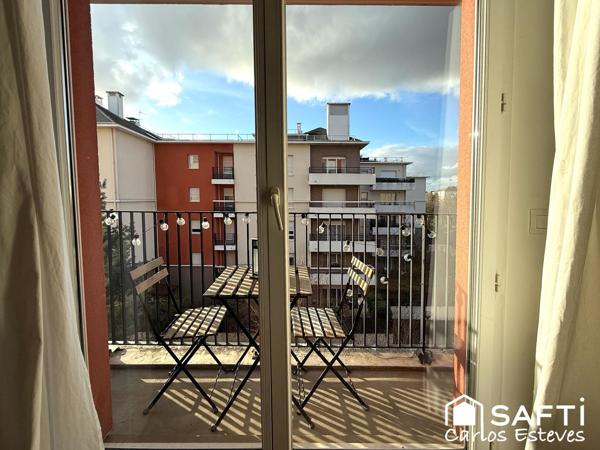 Appartement quatre pièces dans quartier récent