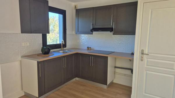 Appartement Carpentras 3 pièce(s) 73.4 m2    185 000