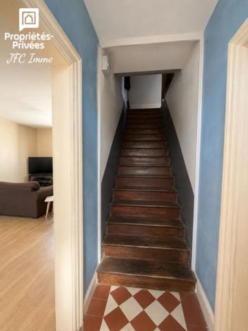 Maison Laversine 7 pièce(s) 140 m2 + dépendances