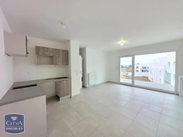 Appartement à louer 2 pièces 43.83m² Chambray-lès-Tours (37170)