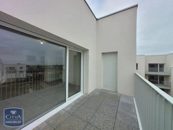 Appartement à louer 2 pièces 43.83m² Chambray-lès-Tours (37170)
