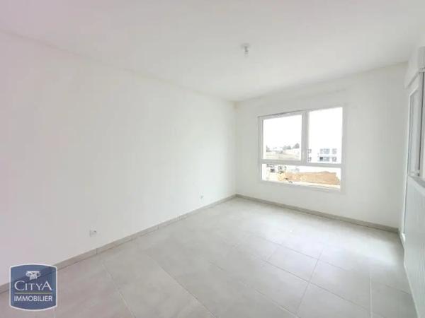 Appartement à louer 2 pièces 43.83m² Chambray-lès-Tours (37170)