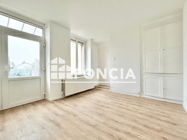 Location Appartement 2 pièces 42.1 m² - 11/12 PLACE SAINT JEAN Augny 57685