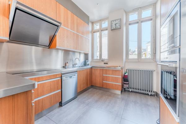 Vente Hôtel particulier Nantes 10 Pièces 360 m²