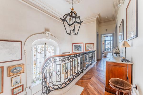 Vente Hôtel particulier Nantes 10 Pièces 360 m²