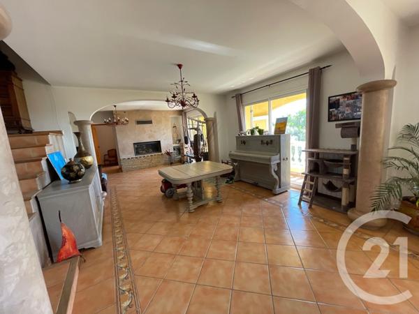 Maison à vendre  10 pièces - 221,26 m2 OLLIOULES - 83