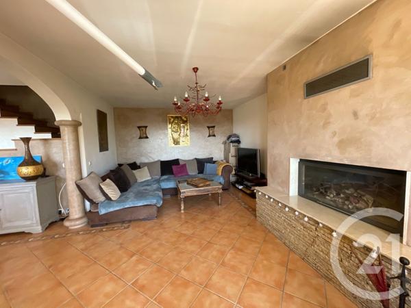 Maison à vendre  10 pièces - 221,26 m2 OLLIOULES - 83