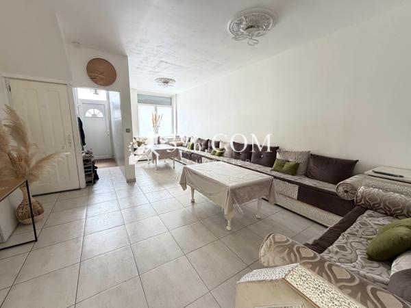Maison 5 pièce(s) 3 chambre(s) 103 m²
