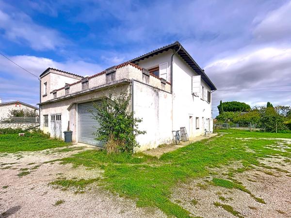 OPPORTUNITÉ RARE : MAISON + 2 GARAGES SUR 2600 M² PLAT CONSTRUCTIBLE / CENDRESSES PAMIERS