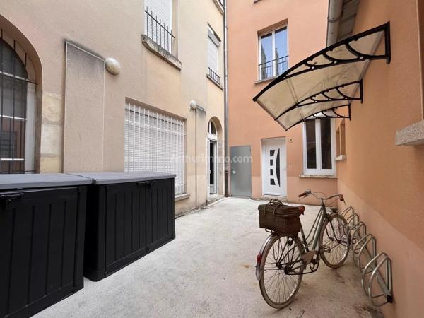 Location Appartement 1 pièces 16 m2 à Reims