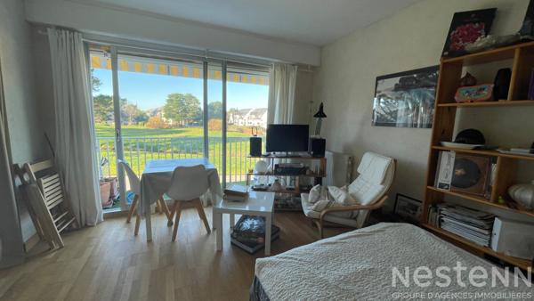 Appartement Carnac plage, secteur Beaumer : grand studio, les pieds dans l'eau