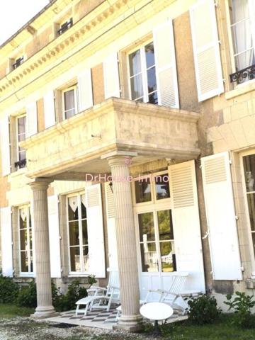 Château à vendre 30 pièces de 1 550 m²