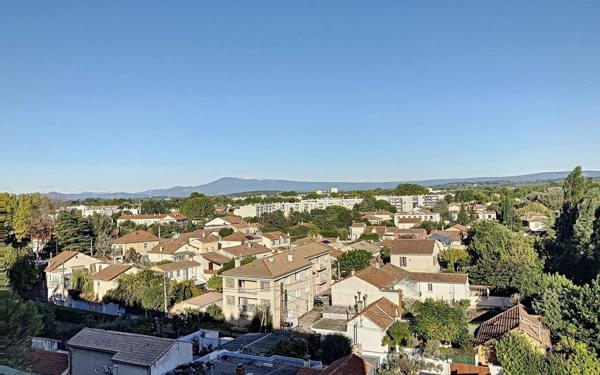 Appartement à louer    3 pièces • 57,41 m2 Avignon