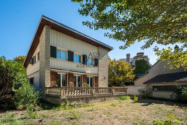 Maison Le Vésinet 177 m² 9 Pièces Le vesinet
