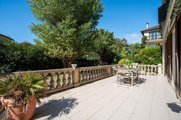 Maison Le Vésinet 177 m² 9 Pièces Le vesinet