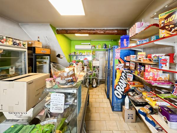 Fond de commerce Alimentation général 65 m2 Village des caillols Marseille 13012