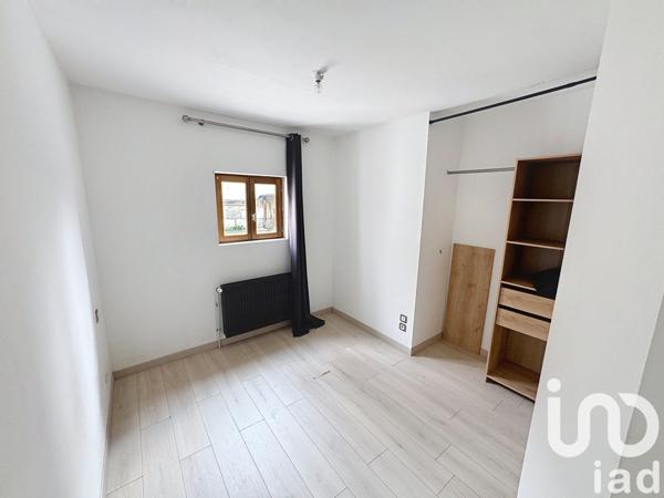 Maison de ville 3 pièces de 84 m² à Gond-Pontouvre (16160)