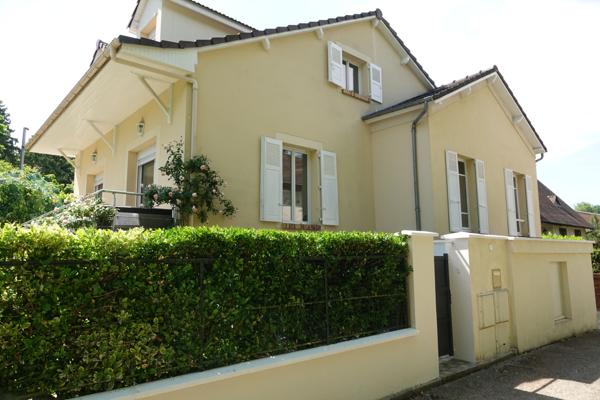 Louveciennes (78430) Maison Gare de Louveciennes