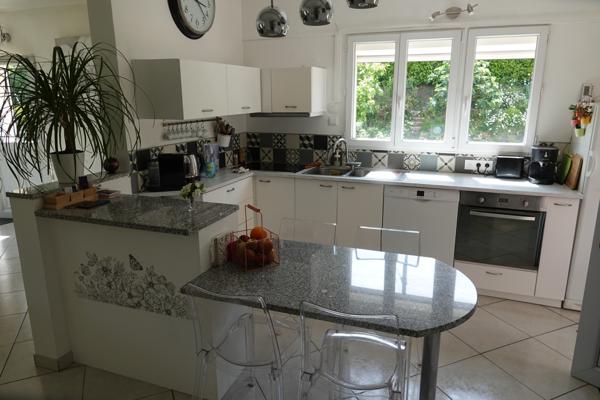 Louveciennes (78430) Maison Gare de Louveciennes