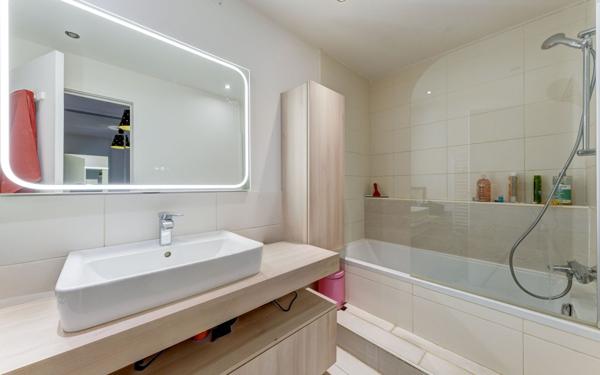 Appartement à vendre    6 pièces • 152 m2 Lyon 3