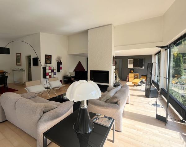 Vente Maison d'architecte Mont-Saint-Aignan 6 Pièces 220 m²