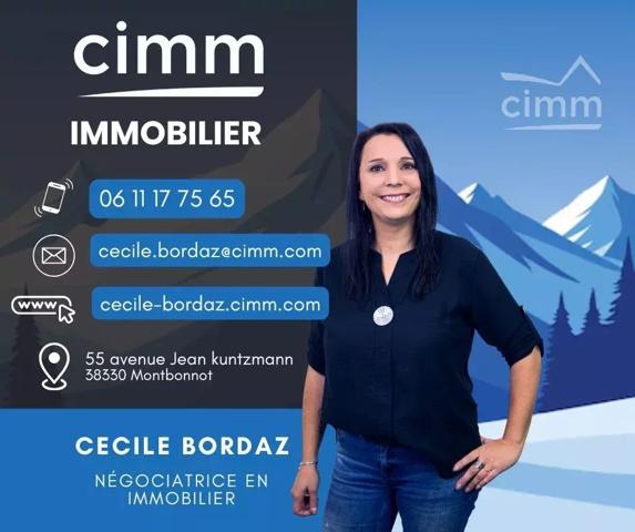 Immeuble de 400 m² sur une parcelle de 229 m² cadastrée E868